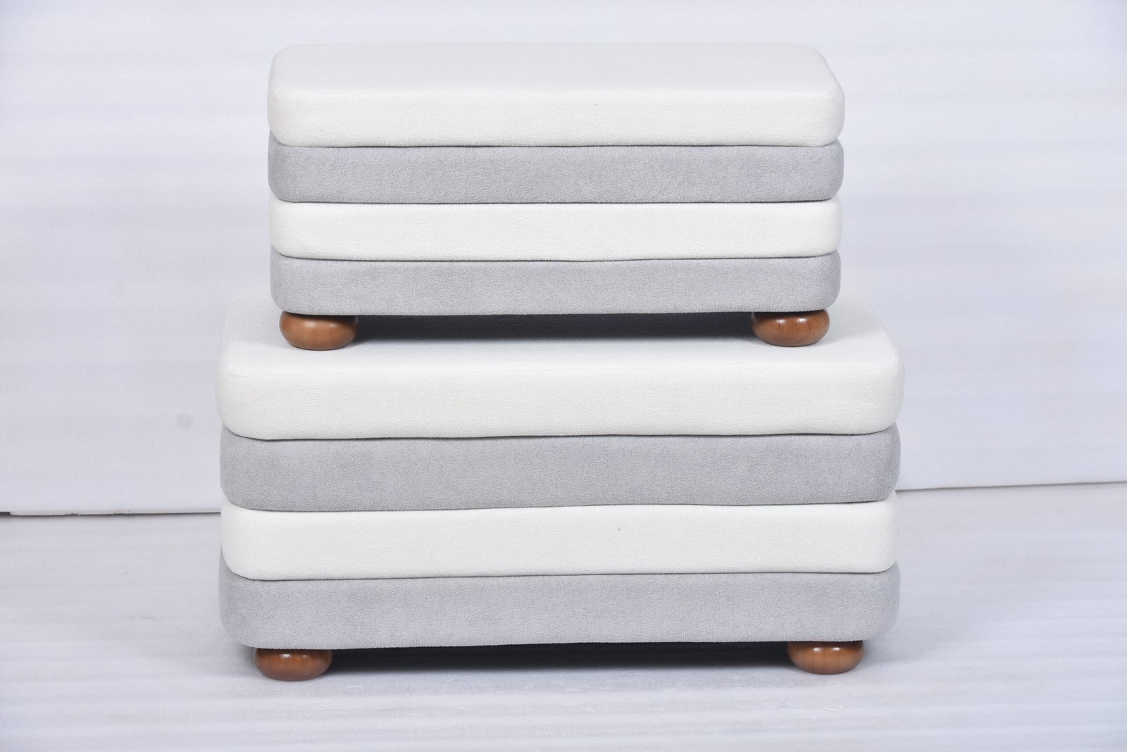 Custom Ottoman Program: How an Ottoman Manufacturer Builds Retail-Ready SKUs Without Custom Chaos