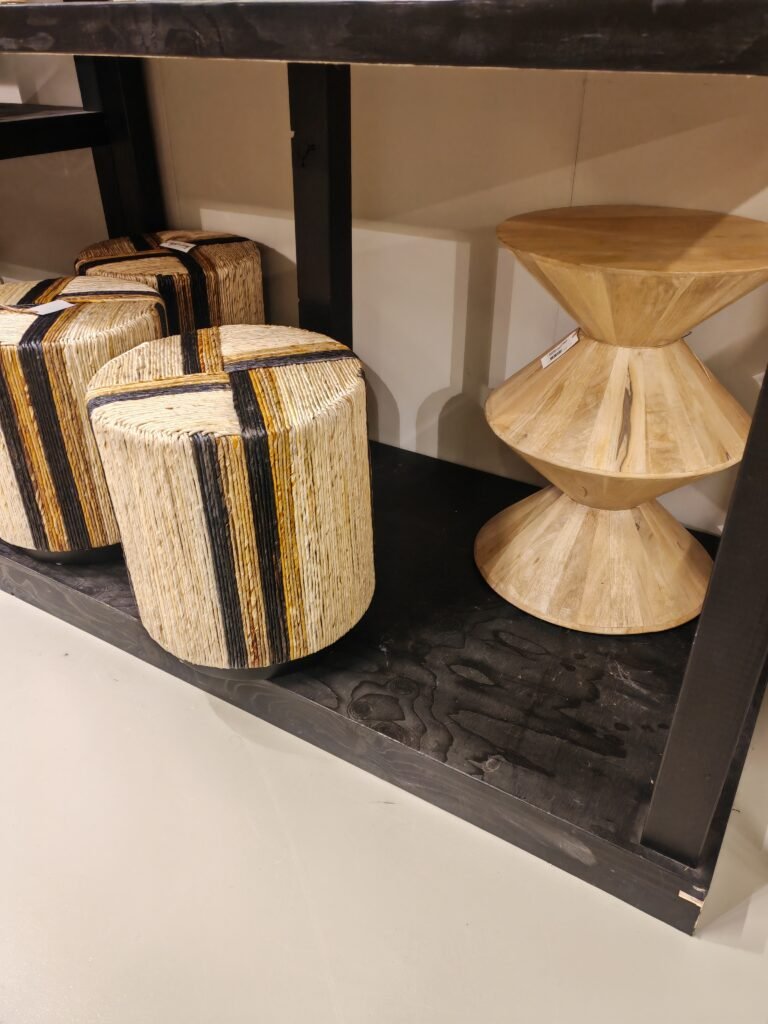 UK Storage Ottoman Supplier Checklist | Amazon-Ready Specs, Service Prep & Reorder Control