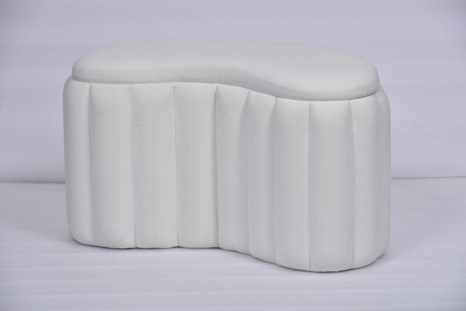 UK Shoe Storage Ottoman Supplier | Retail-Ready Storage Benches, QC & Supply Chain Management