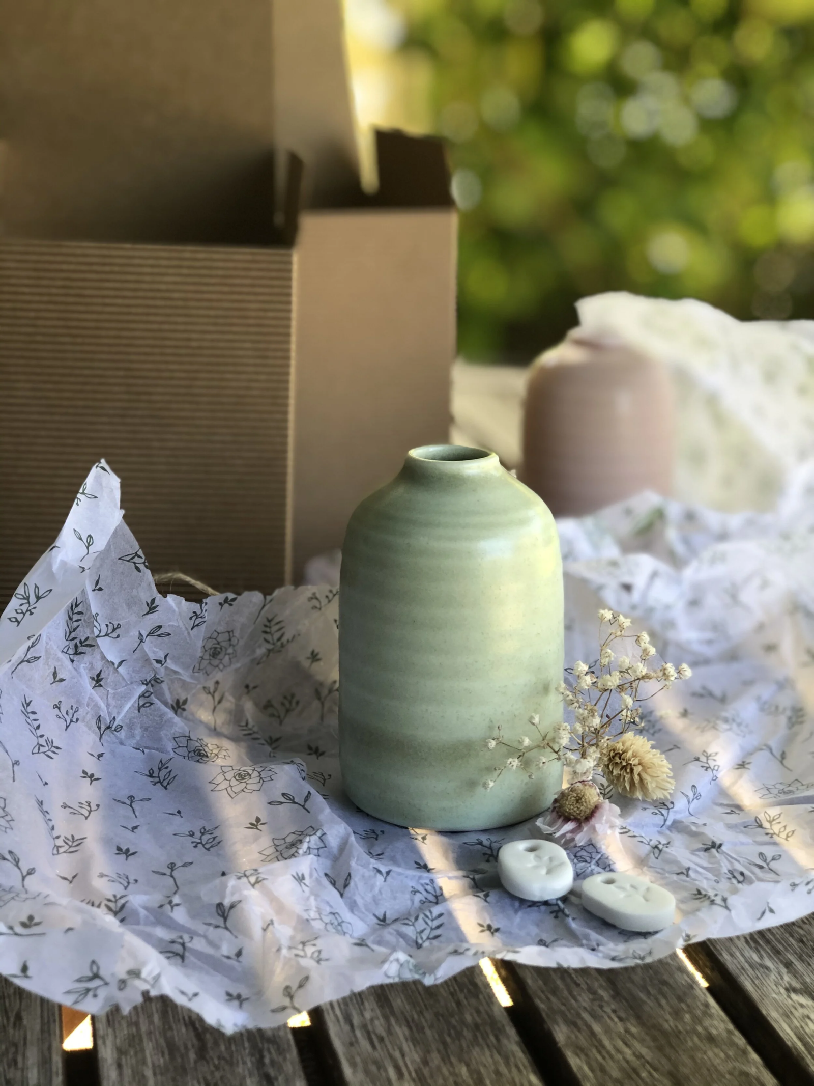 Ceramic Packaging to Reduce Breakage for Retail Vase Programs | Teruier