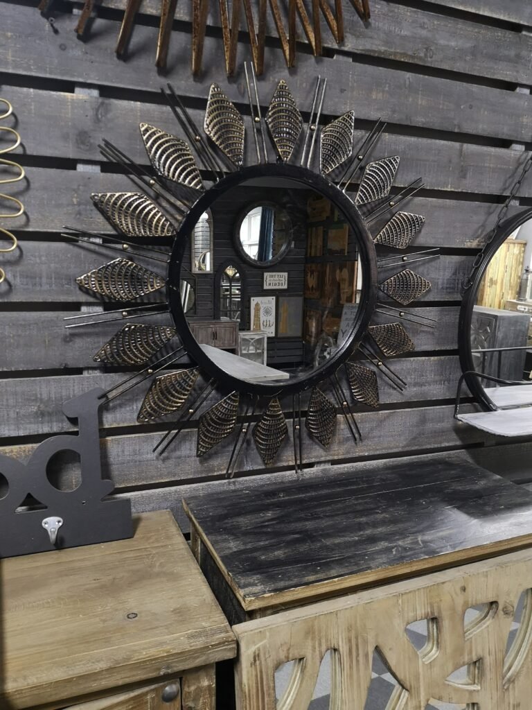 How Interior Designers Evaluate Materials & Finishes for Mirrors, Ottomans and Home Decor | Teruier