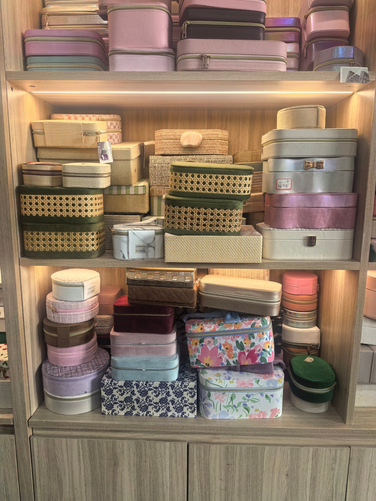 Beyond the Mood Board: Home Décor Intelligence for the German Market
