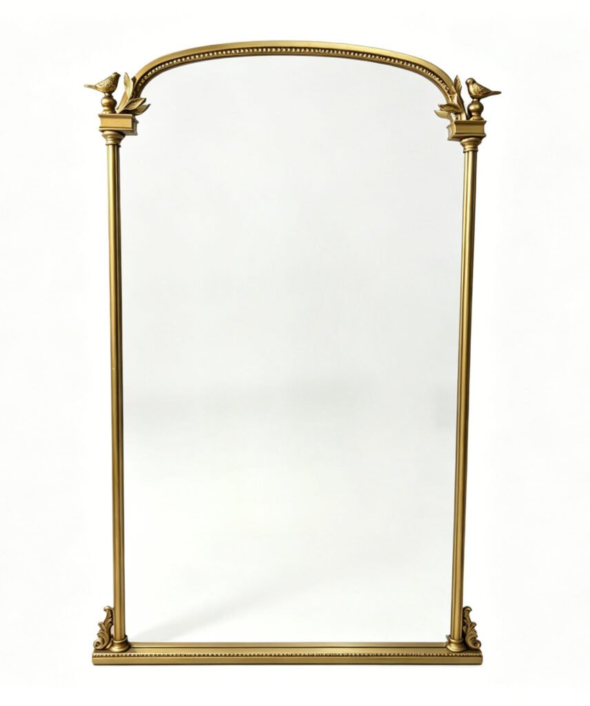 A Full-Length Gold Arch Mirror That Can Carry the Whole Wall