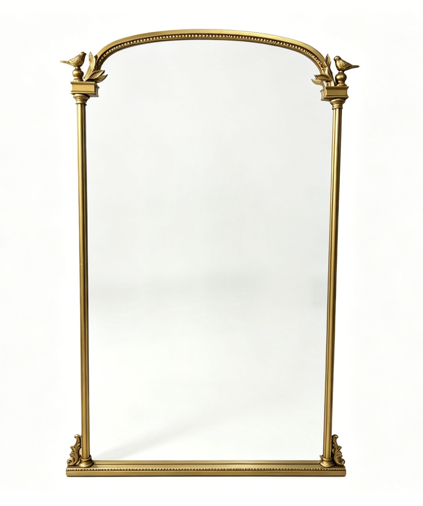 A Full-Length Gold Arch Mirror That Can Carry the Whole Wall