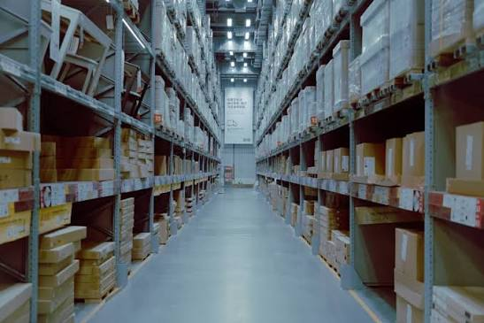 Inspection of wholesale decorative mirrors and accent furniture with protective packaging and product samples